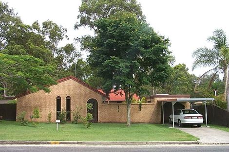 Property photo of 33 Lambros Drive Benowa QLD 4217