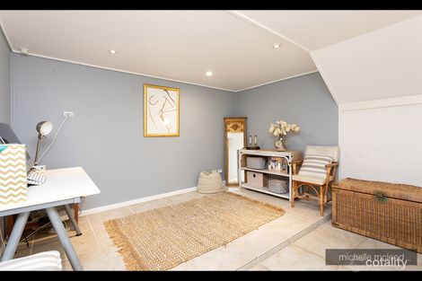 Property photo of 46 Euree Street Kenmore QLD 4069