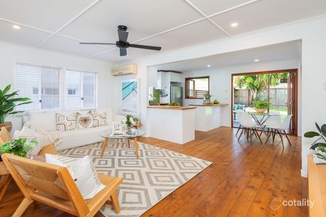 Property photo of 12 Saltash Street Labrador QLD 4215