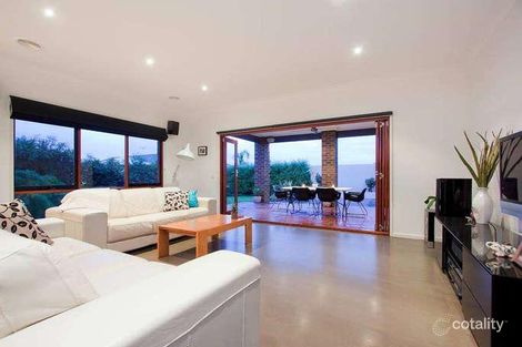 Property photo of 3 Pepperbush Crescent Langwarrin VIC 3910