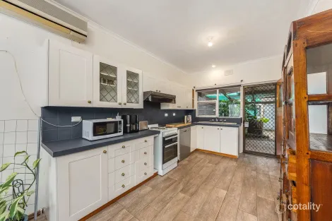 Property photo of 32 Lachlan Avenue Murray Bridge SA 5253