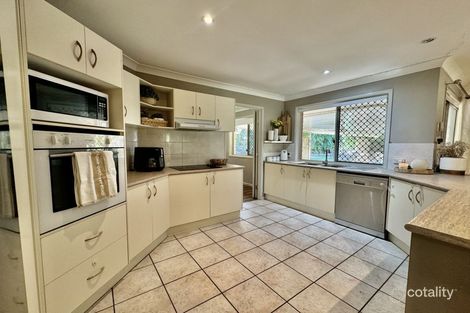 Property photo of 1 Wairuna Court Pine Mountain QLD 4306