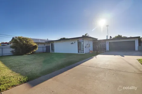 99 Dick St, Deniliquin, NSW 2710