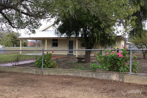 36 Caroline St, Maitland, SA 5573
