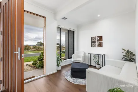 Property photo of 20 McLeod Crescent Lucas VIC 3350