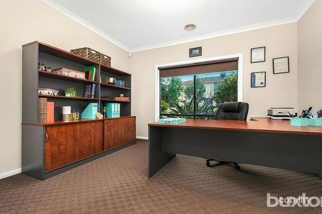 Property photo of 128 Lake View Boulevard Keysborough VIC 3173
