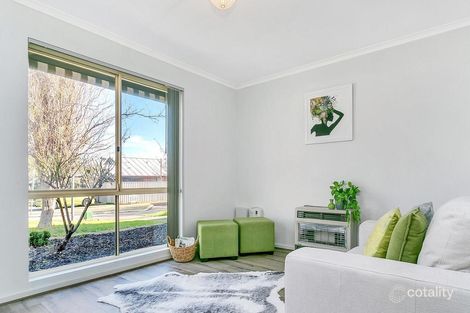 Property photo of 31 Whitestone Crescent Seaford Rise SA 5169
