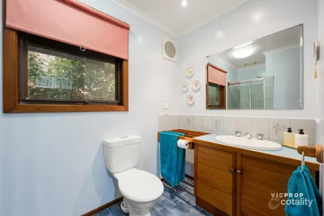 Property photo of 34 Baldwin Avenue Upper Ferntree Gully VIC 3156