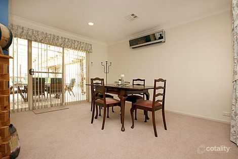 Property photo of 33 Jacaranda Drive Jerrabomberra NSW 2619