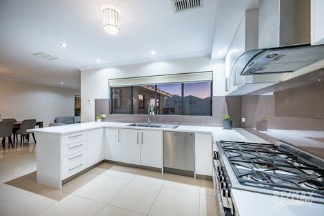 Property photo of 3 Blackpool Promenade Iluka WA 6028