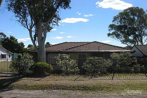 14 Catherine St, Mannering Park, NSW 2259