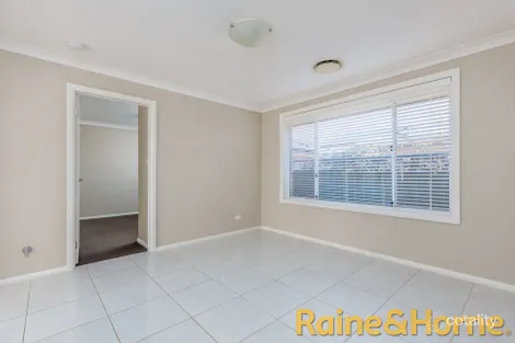 Property photo of 6 Dunheved Circle Dubbo NSW 2830