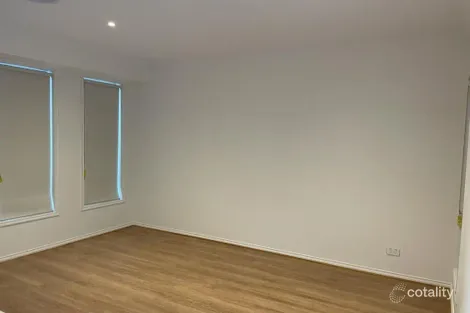 Property photo of 52 Lionsgate Crescent Tarneit VIC 3029