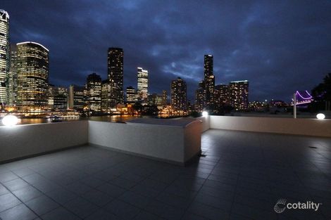 Property photo of 316/36 Macdonald Street Kangaroo Point QLD 4169