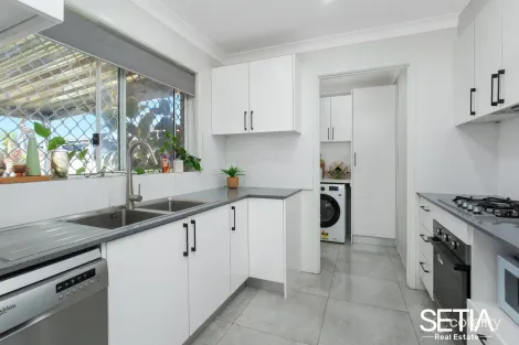 Property photo of 3 Masiku Place Glendenning NSW 2761
