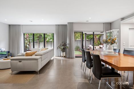 Property photo of 8 Sun Dew Close St Helena VIC 3088