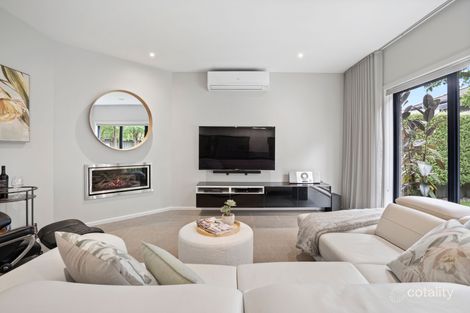 Property photo of 8 Sun Dew Close St Helena VIC 3088