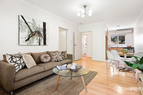 Property photo of 10/125 Kambrook Road Caulfield North VIC 3161