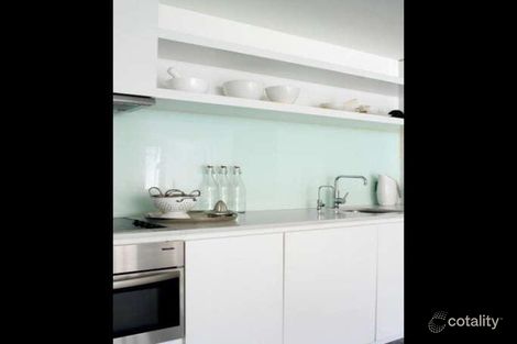 Property photo of 203/19-23 Elizabeth Bay Road Elizabeth Bay NSW 2011