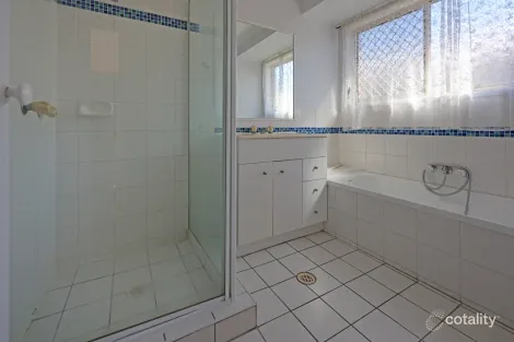 Property photo of 38 Chancellor Drive Urraween QLD 4655