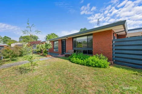 Property photo of 24 Frances Court Sale VIC 3850
