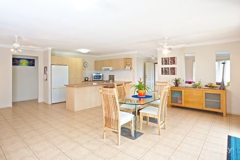 Property photo of 8 Ursula Place Wynnum West QLD 4178