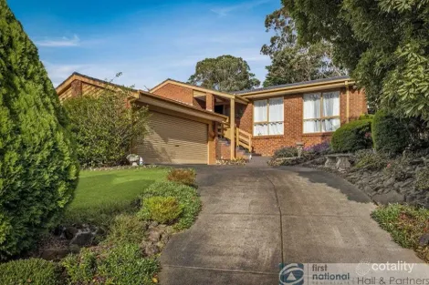 Property photo of 13 Bournevale Drive Berwick VIC 3806