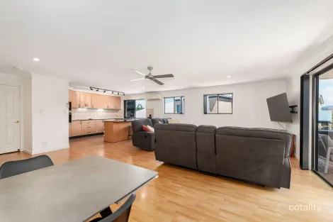 Property photo of 1/9 Mapleton Circuit Varsity Lakes QLD 4227