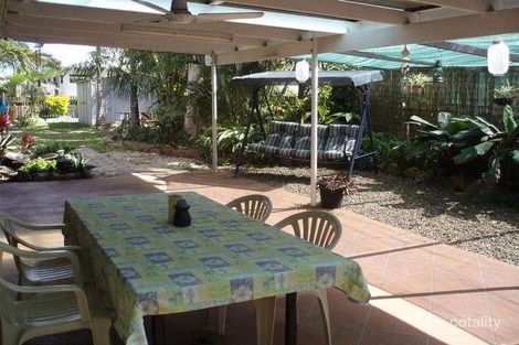 Property photo of 18 Cambridge Avenue Andergrove QLD 4740
