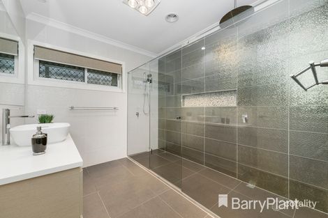 Property photo of 29 Damask Drive Tarneit VIC 3029