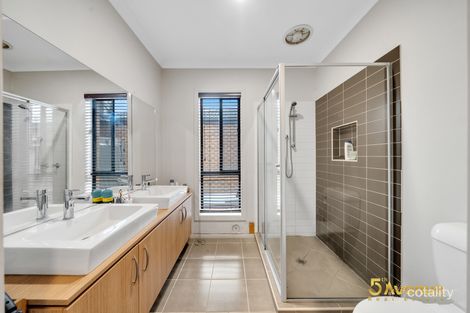 Property photo of 62 Papillon Parade Tarneit VIC 3029