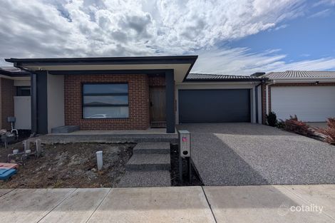 Property photo of 30 Edgedell Avenue Kalkallo VIC 3064