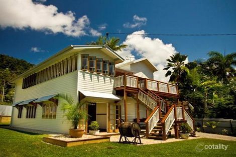 Property photo of 2 Webb Court Bingil Bay QLD 4852