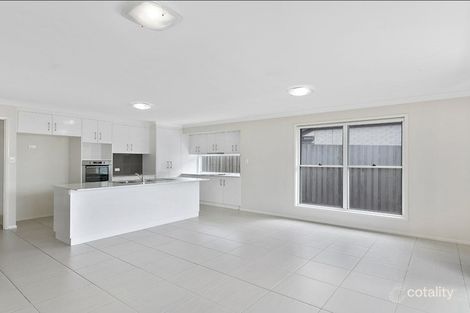 Property photo of 2/8 Wapiti Street Kearneys Spring QLD 4350