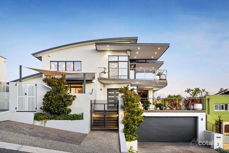 2 Grenville Ave, Sorrento, WA 6020