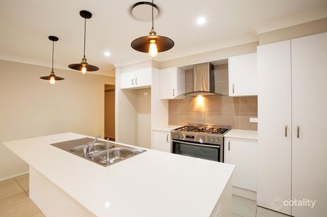 Property photo of 13 Connolly Close Renwick NSW 2575