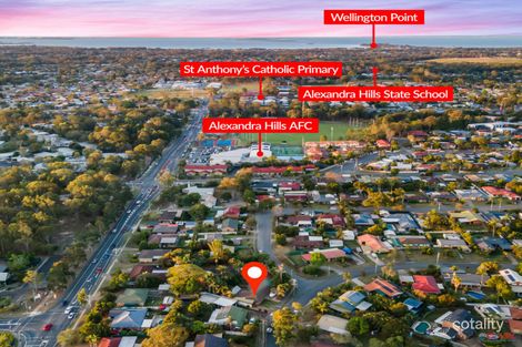 Property photo of 8 Devonshire Drive Alexandra Hills QLD 4161