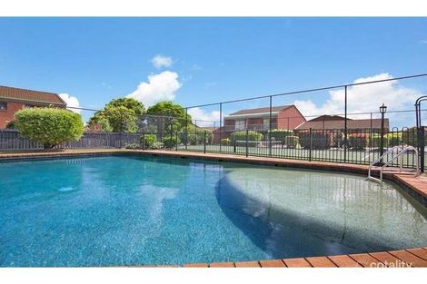 Property photo of 13/4 Amie Court Springwood QLD 4127
