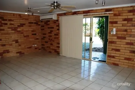 Property photo of 2/5 Campwin Beach Road Campwin Beach QLD 4737