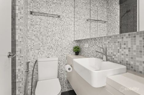 Property photo of 402/1615 Malvern Road Glen Iris VIC 3146