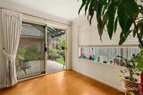 Property photo of 2/7 Bonnie View Street Gymea NSW 2227