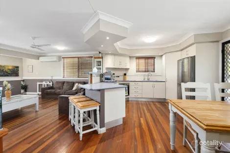 Property photo of 3 Elwing Street Kawana QLD 4701