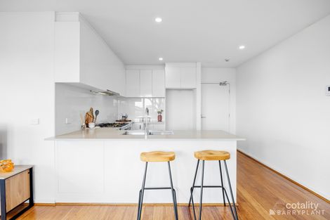 Property photo of 205/18 Myrtle Street Bayswater VIC 3153