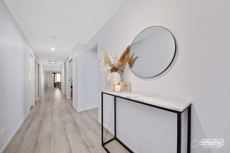 Property photo of 2 Zingara Court Lammermoor QLD 4703