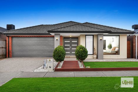 76 Como Pde, Clyde North, VIC 3978