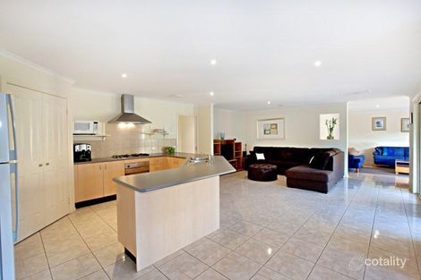 Property photo of 7 Strathfield Parade Croydon VIC 3136