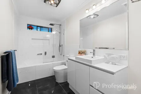 Property photo of 1655 Ferntree Gully Road Knoxfield VIC 3180