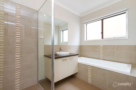 Property photo of 30 Juneberry Drive Keysborough VIC 3173