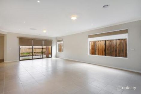 Property photo of 30 Juneberry Drive Keysborough VIC 3173