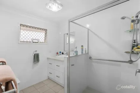 Property photo of 38 Hilltop Avenue Chermside QLD 4032